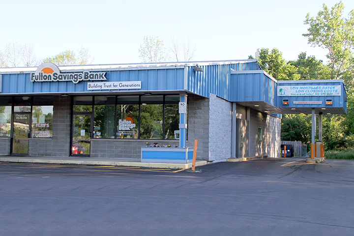 atm banks near brewerton ny from fulton savings bank exterior of the building