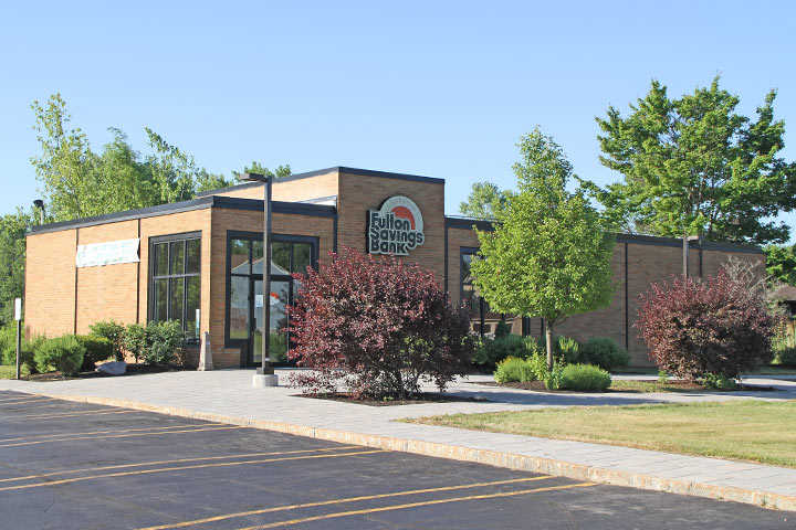 atm banks near baldwinsville ny from fulton savings bank exterior of the building